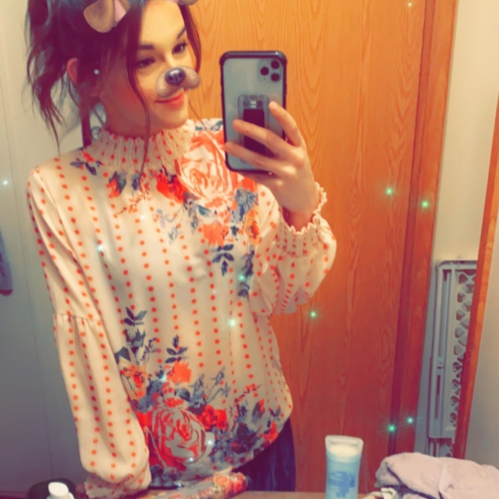 Long sleeve boutique top